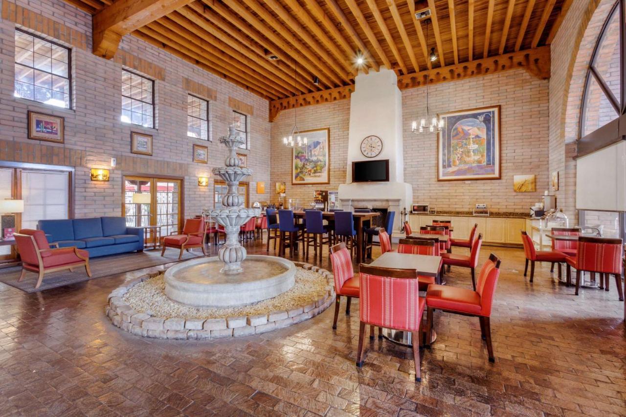 טוסון Comfort Suites At Sabino Canyon מראה חיצוני תמונה